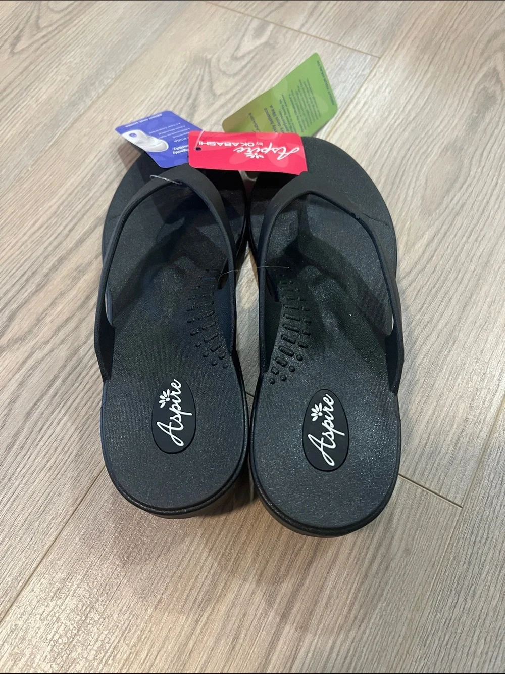 Women's Black Comfort Flip Flops